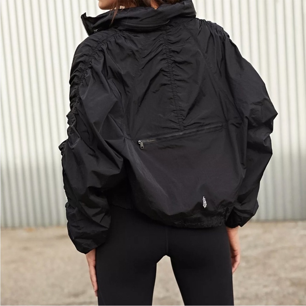 FP Women's rain bomber jacket/ windbreaker - Picture 3 of 6